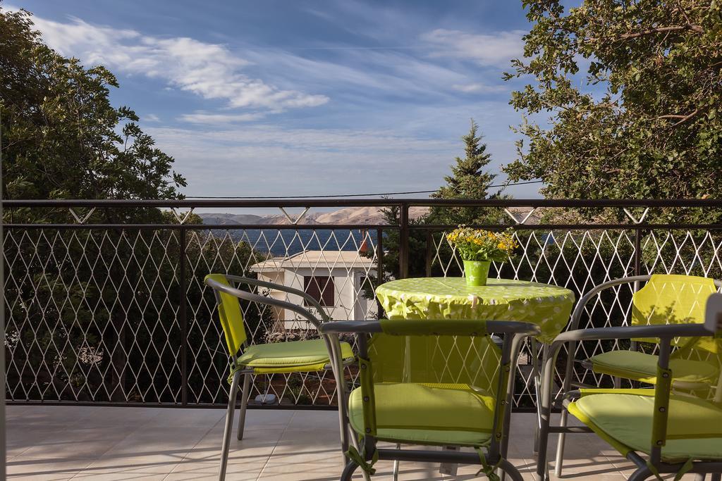 Apartman Davorka Karlobag Exterior foto